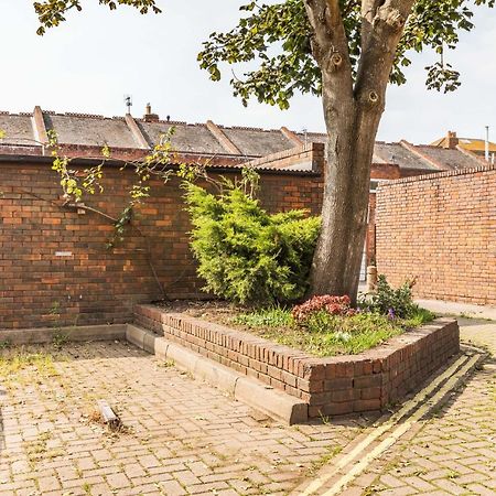 Penny Perfect By The Quays & Beach In Old Portsmouth Extérieur photo