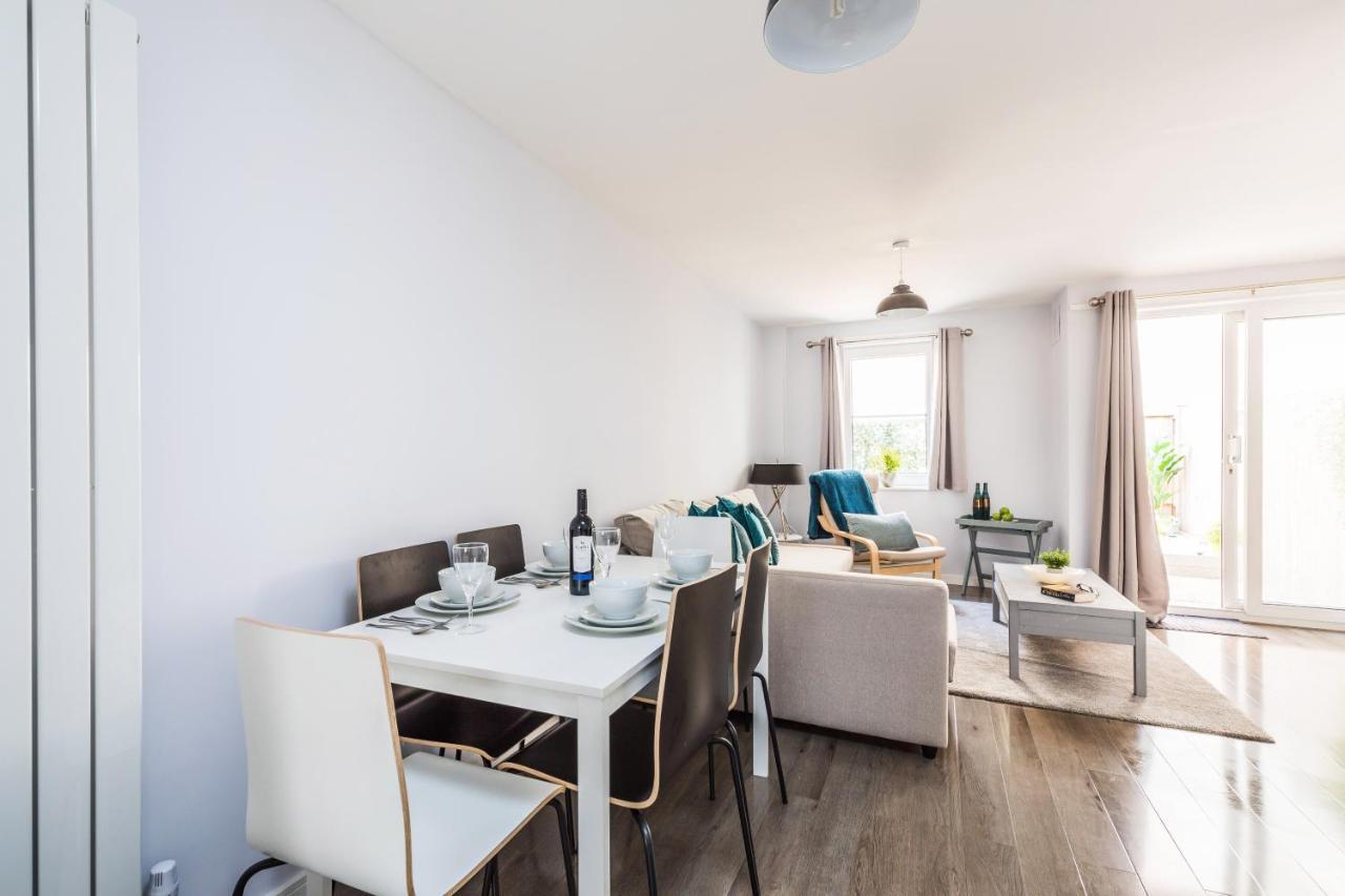 Penny Perfect By The Quays & Beach In Old Portsmouth Extérieur photo